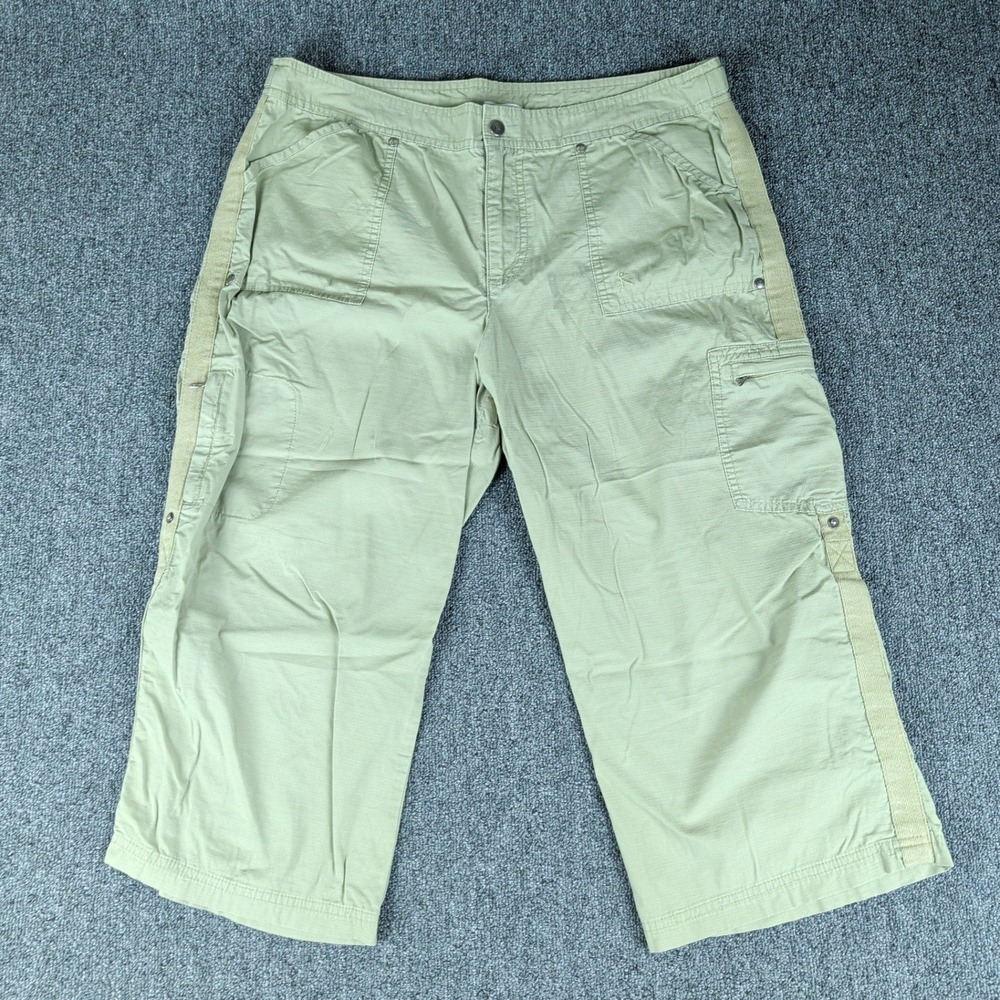 Danskin Now Cargo Capri Pants Size L 12/14 Women Moss Green Ripstop Utility Crop